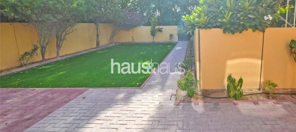 Villa T3 em Arabian Ranches, UAE N.º 99154 10