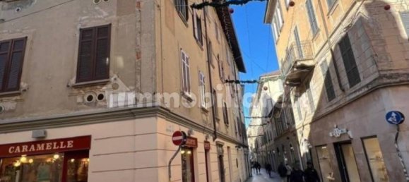 3 bedrooms Apartment in Como, Italy No. 9695 3