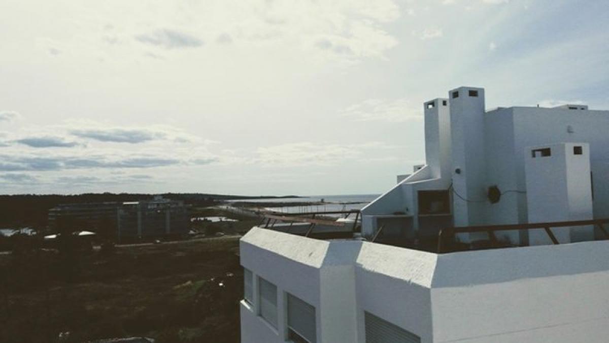 2 bedrooms Apartment in Maldonado, Uruguay No. 117