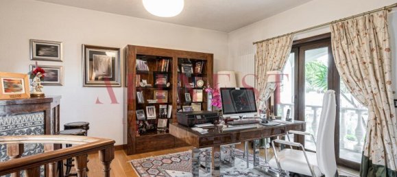 5 bedrooms Villa in Cascais, Portugal No. 116547 12
