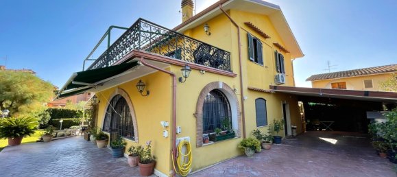 Вилла с 9 комнатами в Ардеа, Италия № 213620 3