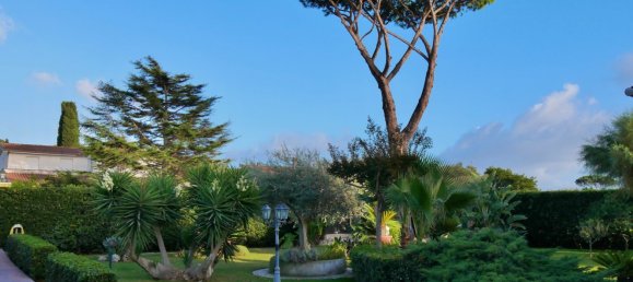 Вилла с 9 комнатами в Ардеа, Италия № 213620 31