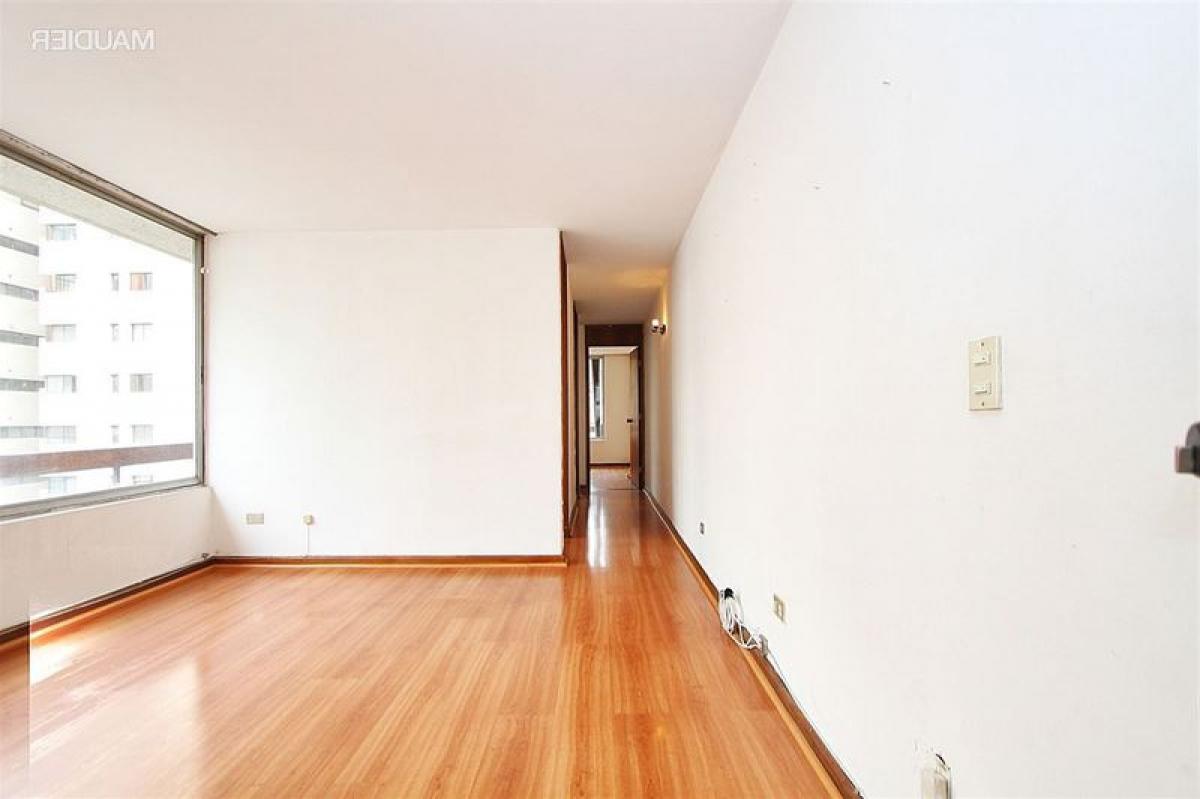 Квартира с 2 спальнями в Сантьяго, Чили № 4372