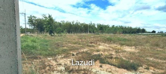 2920m² Commercial property in Bang Lamung, Thailand No. 15322 5