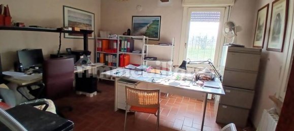 2 bedrooms House in Fidenza, Italy No. 171209 9