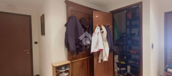 2 Schlafzimmer Wohnung in Savignone, Italy, Nr. 307399 16