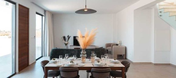 3 bedrooms Villa in Chloraka, Cyprus No. 16362 3