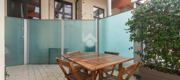 5 rooms Apartment in Turin, Italy No. 72207 15