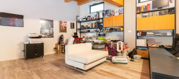 5 rooms Apartment in Turin, Italy No. 72207 18