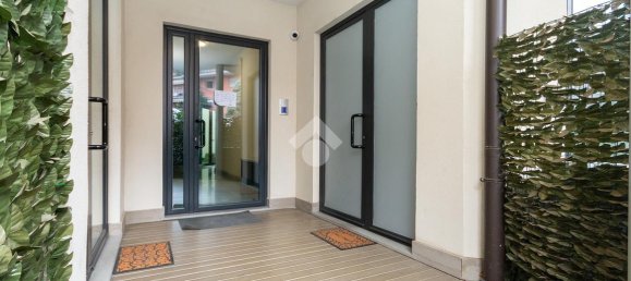 5 rooms Apartment in Turin, Italy No. 72207 37