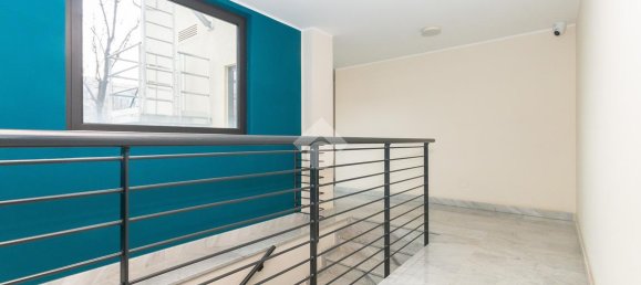 5 rooms Apartment in Turin, Italy No. 72207 36