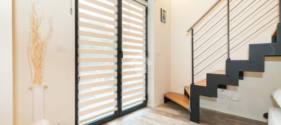 5 rooms Apartment in Turin, Italy No. 72207 11