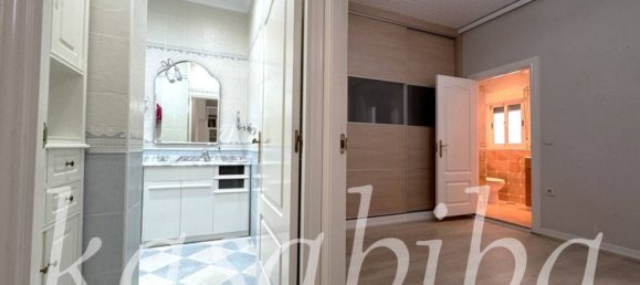 Apartamento de 4 dormitorios en Alicante, Spain No. 70105 32