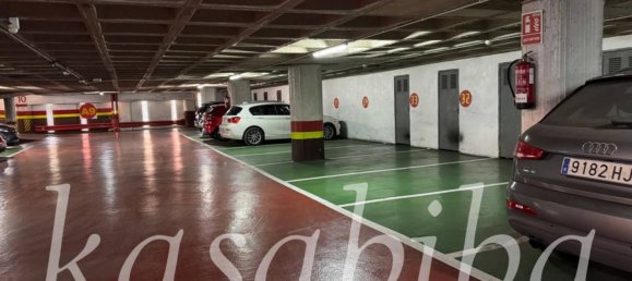 Apartamento de 4 dormitorios en Alicante, Spain No. 70105 40