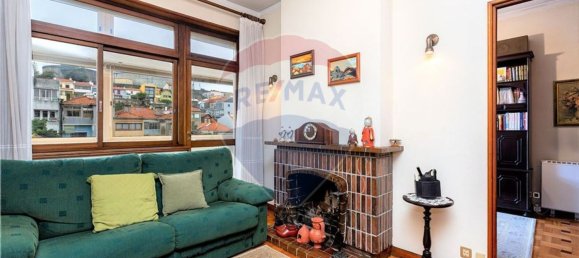 5 bedrooms Apartment in Porto, Portugal No. 37609 3
