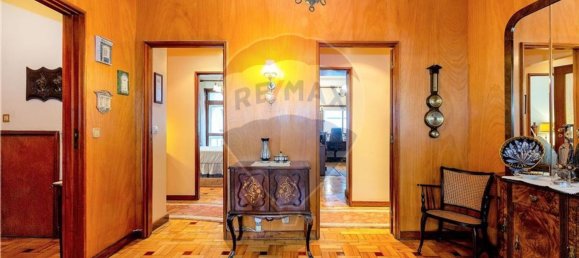 5 bedrooms Apartment in Porto, Portugal No. 37609 12