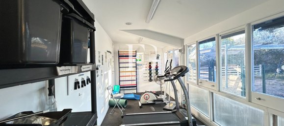 9 Schlafzimmer Haus in Valence, France, Nr. 95947 18