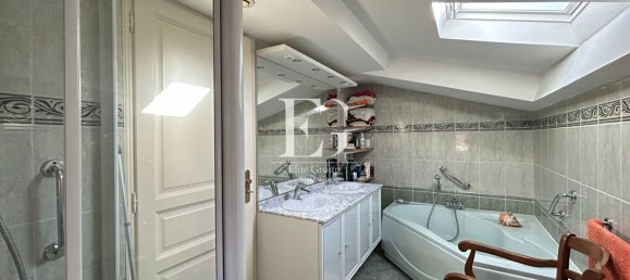 9 Schlafzimmer Haus in Valence, France, Nr. 95947 11