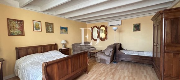 9 Schlafzimmer Haus in Valence, France, Nr. 95947 15