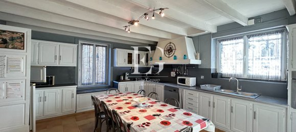 9 Schlafzimmer Haus in Valence, France, Nr. 95947 12