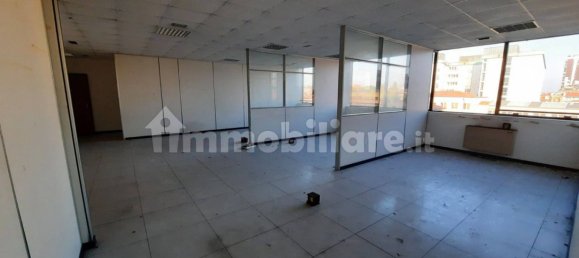 5غرفة مكتب في Legnano, Italy رقم 111391 19