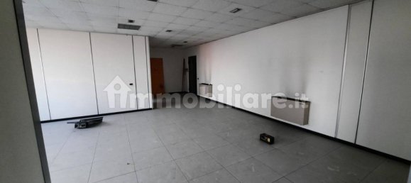 5غرفة مكتب في Legnano, Italy رقم 111391 18