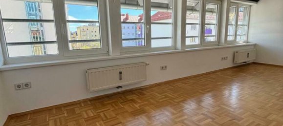 2غرفة منزل ذو طابقين في Eggenberg, Austria رقم 29650 3