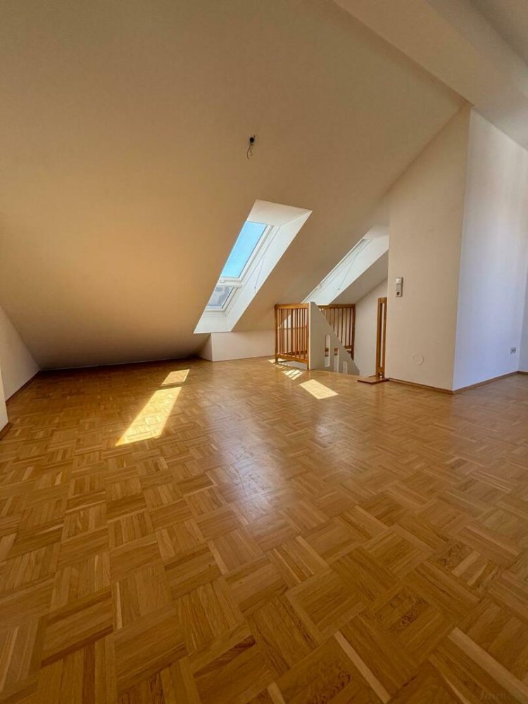 Dúplex de 2 habitaciónes en Eggenberg, Austria No. 29650