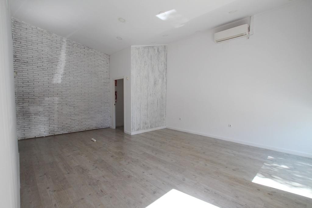  عقار تجاري في Jerez de la Frontera, Spain 60متر مربع رقم 170149