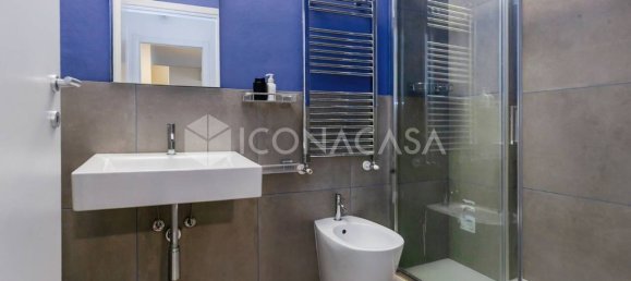 2 bedrooms Apartment in Milan, Italy No. 327556 17