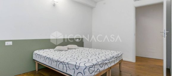 2 bedrooms Apartment in Milan, Italy No. 327556 12