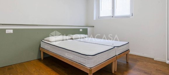 2 bedrooms Apartment in Milan, Italy No. 327556 13
