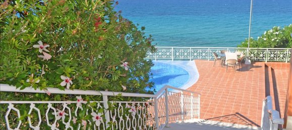 11 bedrooms Villa in Zakynthos, Greece No. 7584 10