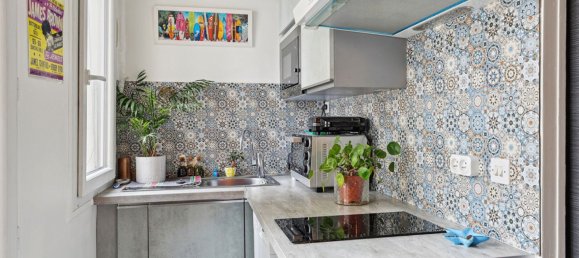 1 bedroom Apartment in Paris, France No. 296374 4