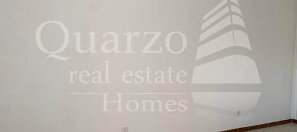 Apartamento de 4 dormitorios en Segovia, Spain No. 28544 4