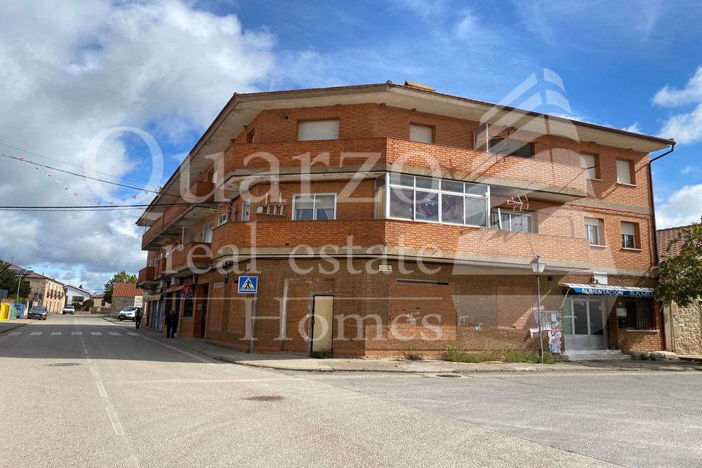 Apartamento de 4 dormitorios en Segovia, Spain No. 28544