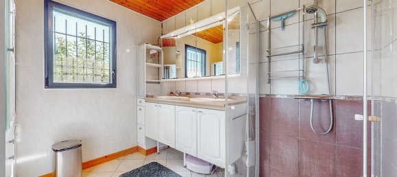 3 Schlafzimmer Haus in Ain, France, Nr. 359767 11