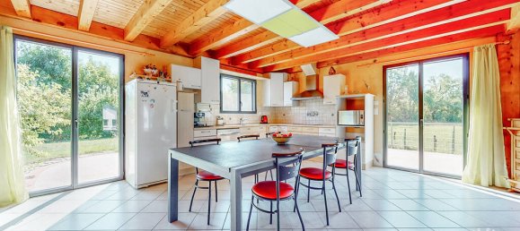 3 Schlafzimmer Haus in Ain, France, Nr. 359767 3