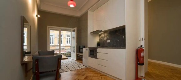 700m² Building in Porto, Portugal No. 135109 26