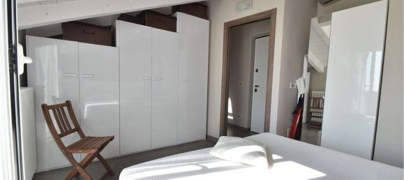 Квартира с 2 комнатами в Лоано, Италия № 291988 13