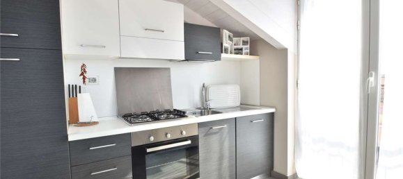 Квартира с 2 комнатами в Лоано, Италия № 291988 5