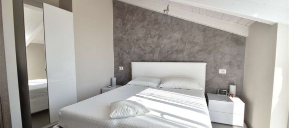 Квартира с 2 комнатами в Лоано, Италия № 291988 14