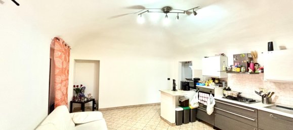 Квартира с 3 комнатами в Алессандрия, Италия № 364101 5