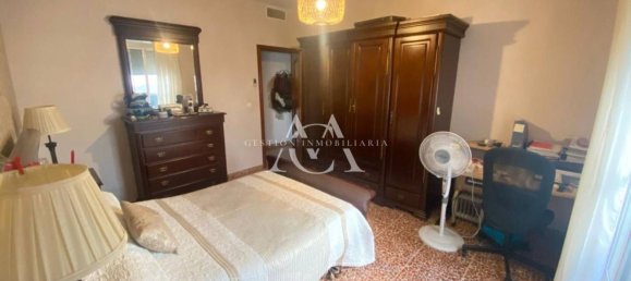 3 bedrooms Apartment in Cordoba, Spain No. 160875 10