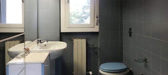 4 rooms Apartment in Bergamo, Italy No. 234346 19