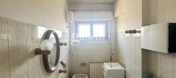 2 Schlafzimmer Wohnung in Grosseto, Italy, Nr. 335372 9