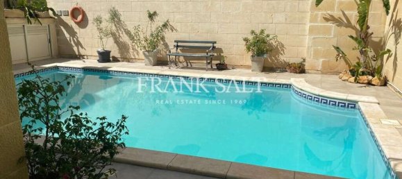 4 bedrooms House in Zebbug, Malta No. 6110 3