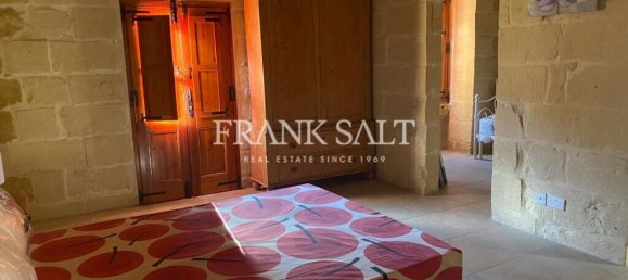 4 bedrooms House in Zebbug, Malta No. 6110 11