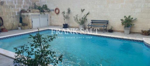 4 bedrooms House in Zebbug, Malta No. 6110 2
