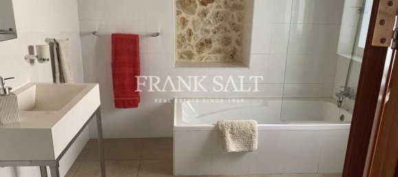 4 bedrooms House in Zebbug, Malta No. 6110 16